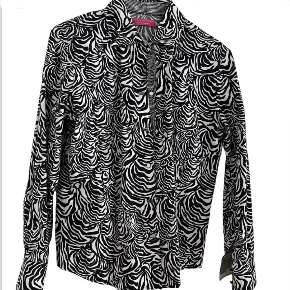 Robert Graham cotton shirt. Size large